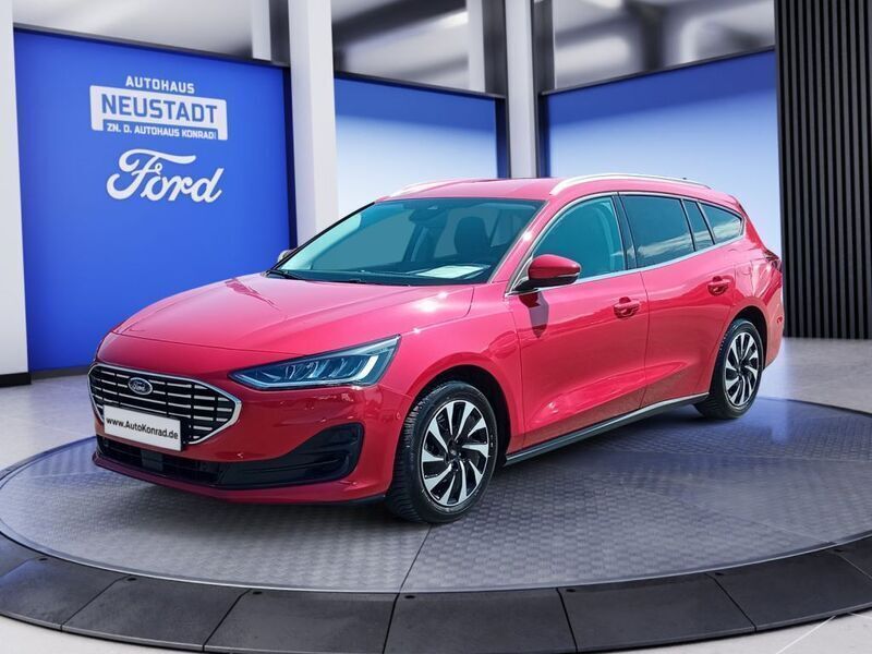 Gebraucht Ford Focus Titanium 155 PS (114 kW) 2024 Fantasticrot metallic Kombi