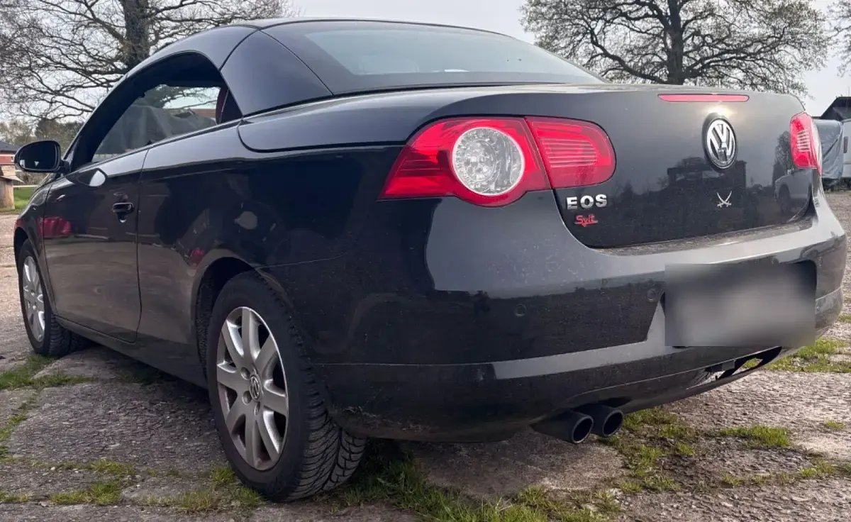 Używany VW Eos 200 KM (147 kW) 2007 Czarny Kabriolet