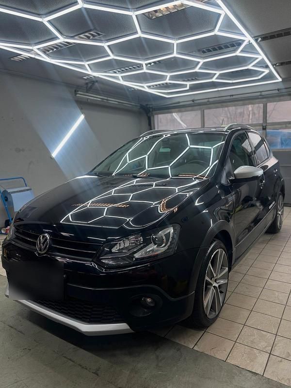 Gebraucht VW Polo Cross 105 PS (77 kW) 2011 Schwarz Kleinwagen