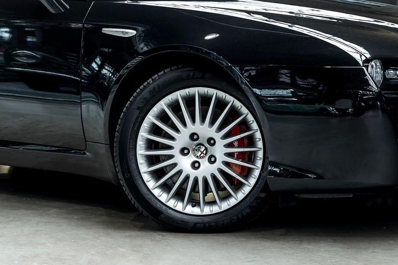 Gebraucht Alfa Romeo Spider 200 PS (147 kW) 2011 Schwarz Cabrio