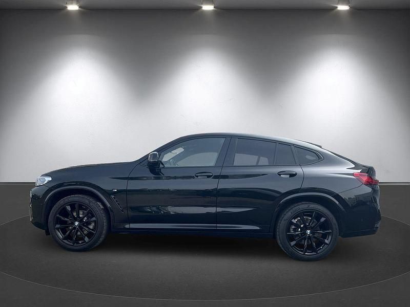 Gebraucht BMW X4 M Sport 190 PS (139 kW) 2022 Schwarz SUV