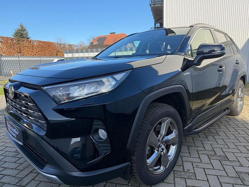 Gebraucht Toyota RAV4 Hybrid Club 178 PS (130 kW) 2019 Schwarz SUV