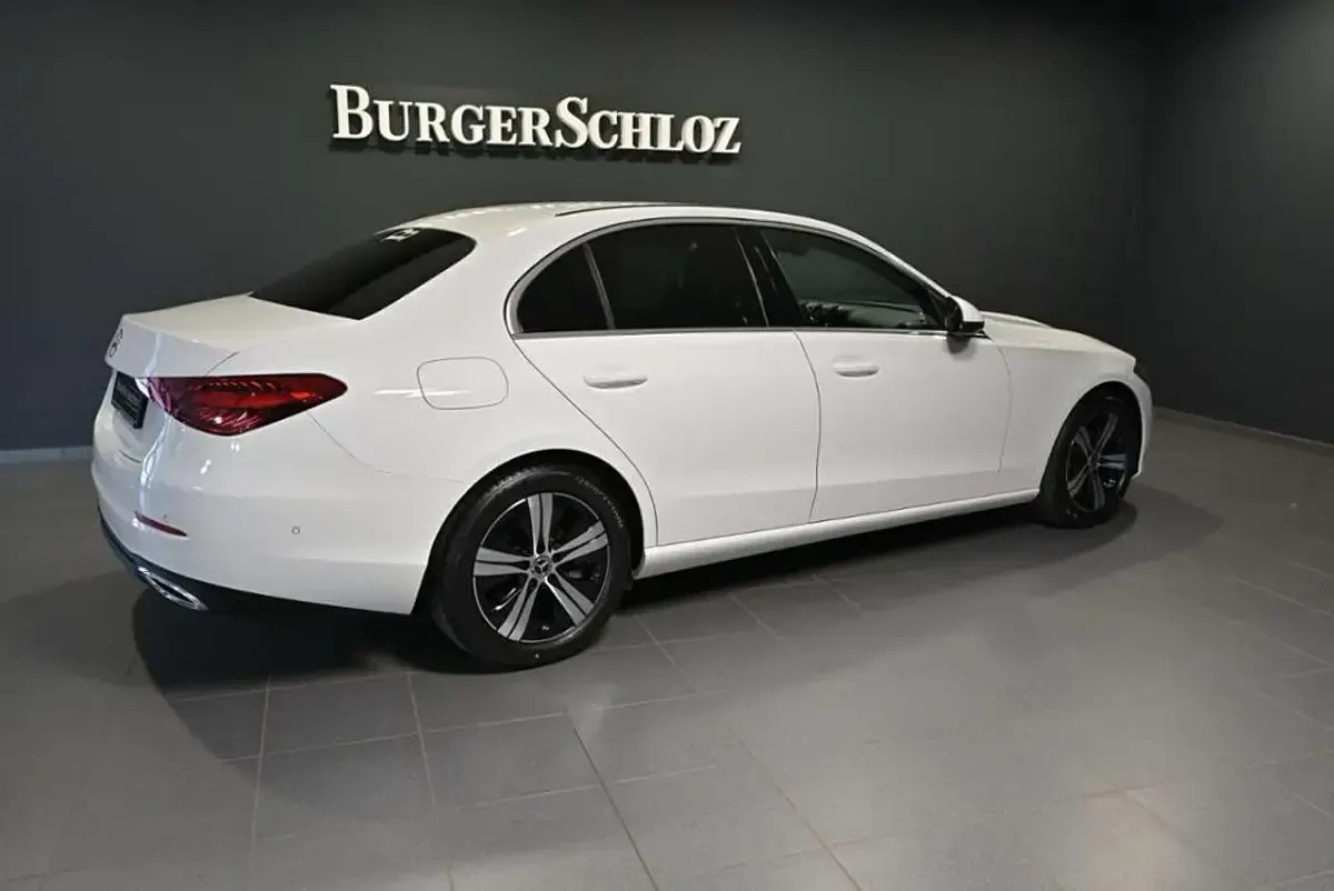 Gebraucht Mercedes C180 170 PS (125 kW) 2025 Other Limousine