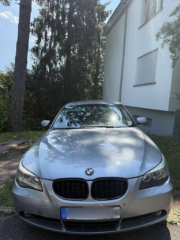 Gebraucht 2003 BMW 520 Sport Line Kombi | 2.500 € (Fairer Preis) - Bild 1/4