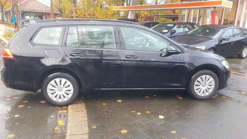 Gebraucht VW Golf VII Comfortline 150 PS (110 kW) 2016 Schwarz Kombi