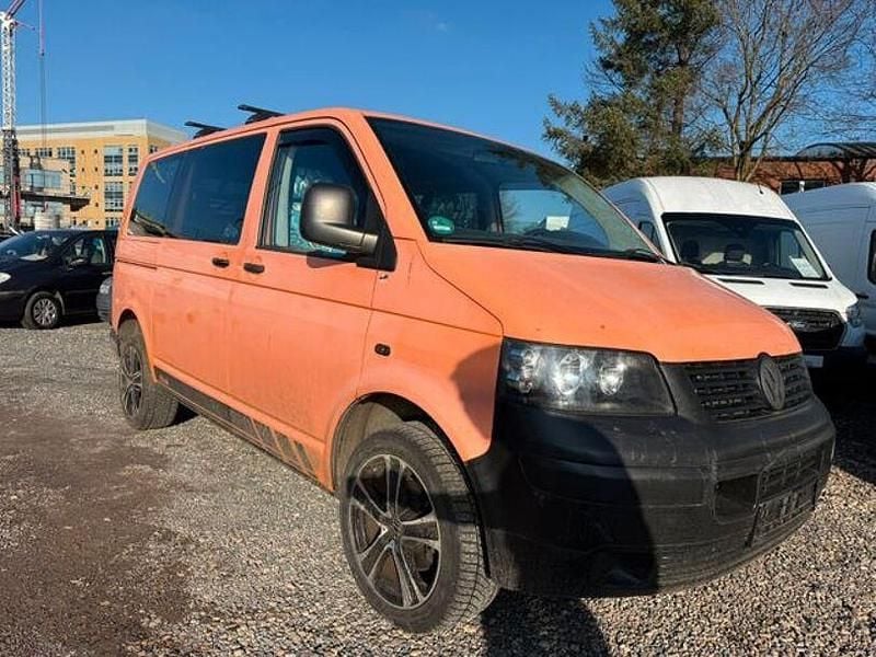 Gebraucht VW Caravelle 131 PS (96 kW) 2008 Orange