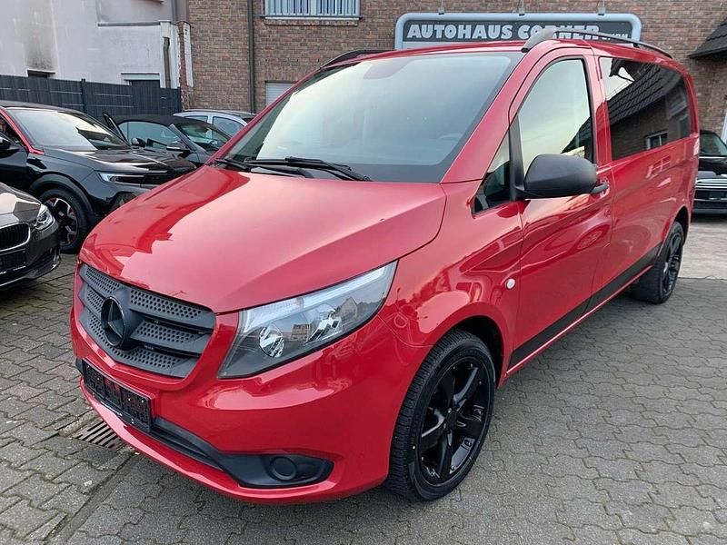 Gebraucht Mercedes Vito 163 PS (119 kW) 2016 Rot Van