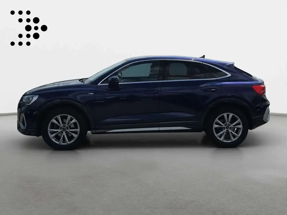Gebraucht Audi Q3 S-Line 150 PS (110 kW) 2023 Navarrablau metallic SUV