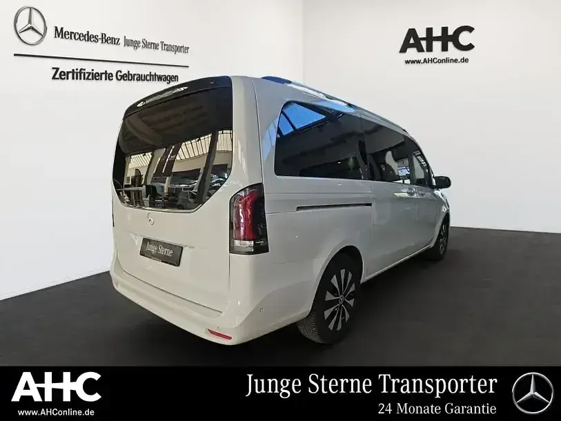 Gebraucht Mercedes V250 Style 190 PS (139 kW) 2025 Weiß Van / Kleinbus