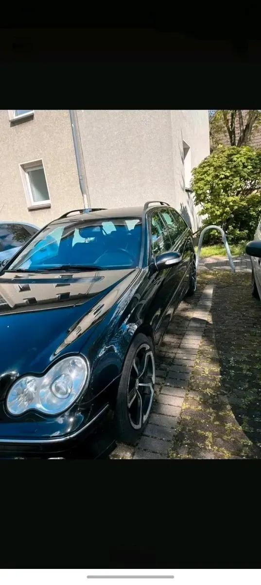Gebraucht Mercedes C270 Avantgarde 170 PS (125 kW) 2004 Schwarz Kombi
