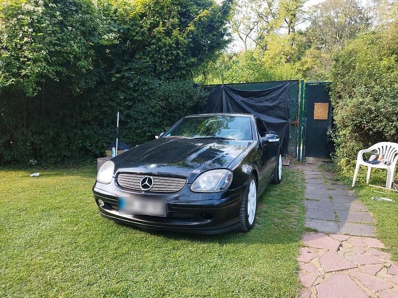 Schwarz Gebraucht 2001 Mercedes SLK200 Cabrio | 1.200 € (Superpreis) - Bild 1/4