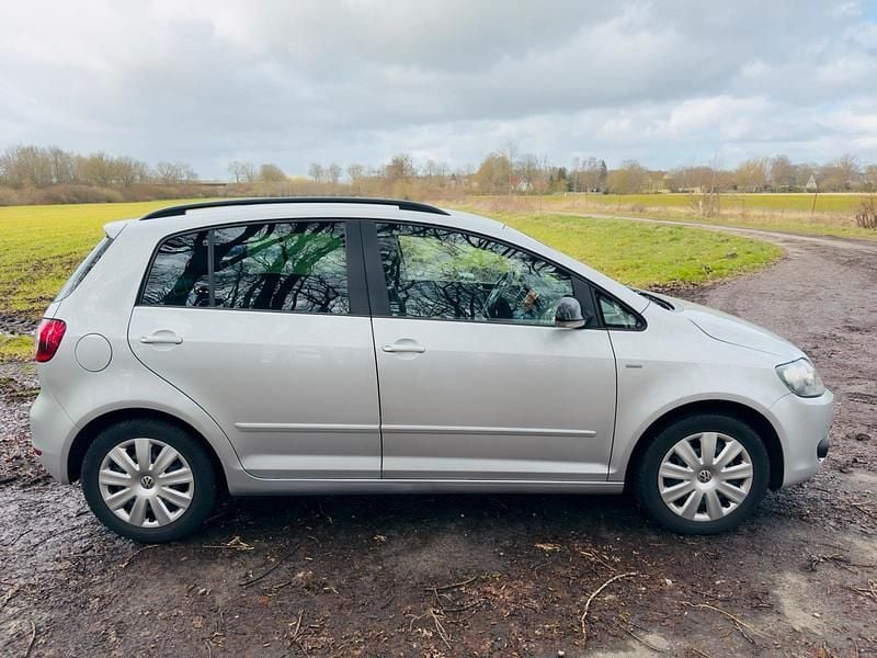 Gebraucht VW Golf VII Match 122 PS (89 kW) 2013 Silber Limousine