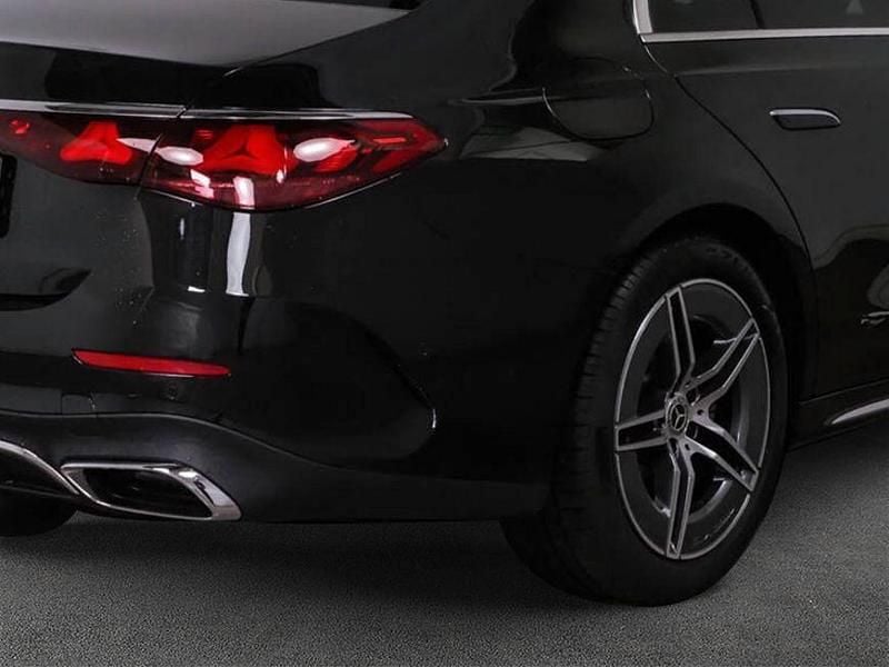 Gebraucht Mercedes E220 Advanced Plus 197 PS (144 kW) 2025 Schwarz Limousine