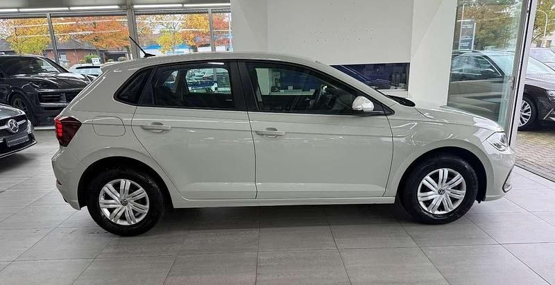 Gebraucht VW Polo 80 PS (58 kW) 2022 Grün Kleinwagen