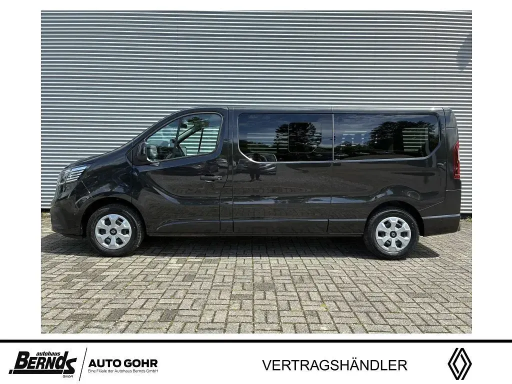 Gebraucht Renault Trafic Evolution 150 PS (110 kW) 2026 Tenebroschwarz metallic Van / Kleinbus