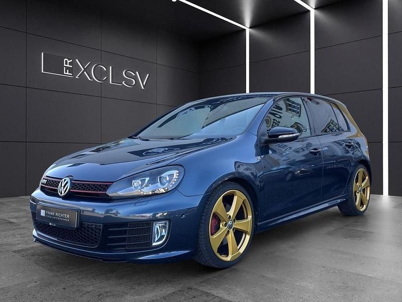 Blau Gebraucht 2011 VW Golf VI Edition Limousine | 13.990 € (Teuer) - Bild 1/4