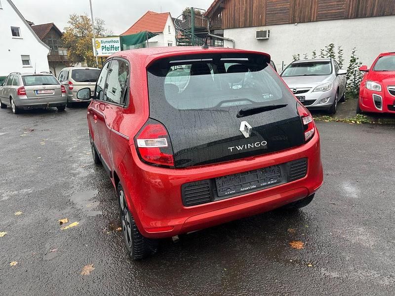 Gebraucht Renault Twingo LIMITED 90 PS (66 kW) 2017 Rot Kleinwagen