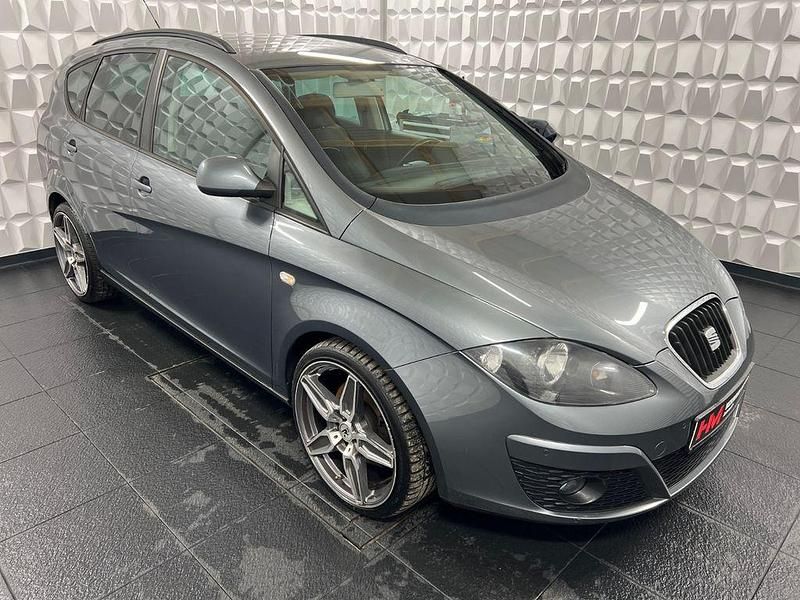 Gebraucht Seat Altea XL 140 PS (102 kW) 2014 Grau Van / Kleinbus