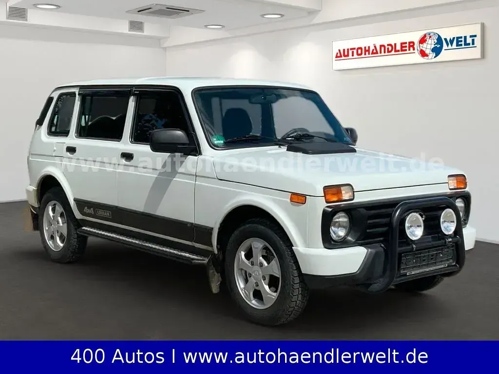 Gebraucht Lada Taiga 83 PS (61 kW) 2019 Weiß SUV