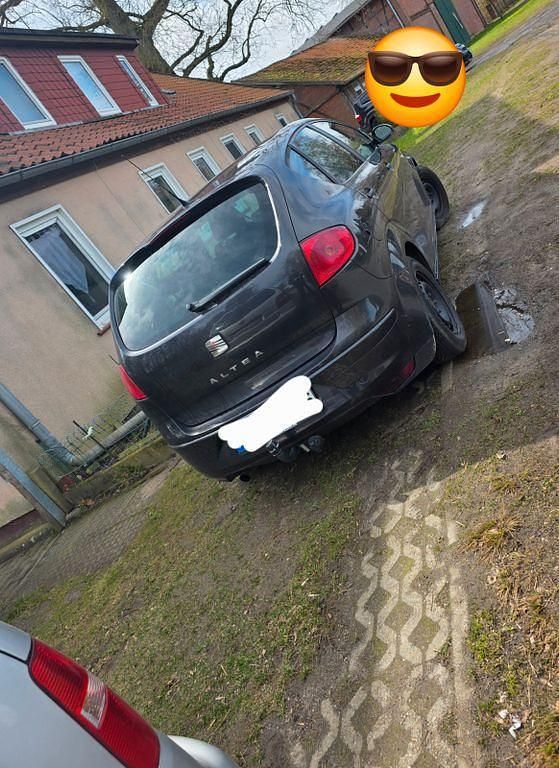 Gebraucht Seat Altea Reference 102 PS (75 kW) 2005 Schwarz Van / Kleinbus