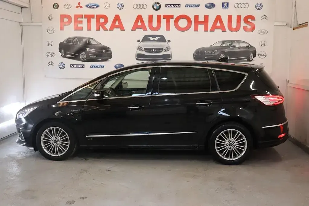 Gebraucht Ford S-MAX Vignale 190 PS (139 kW) 2022 Schwarz Van / Kleinbus