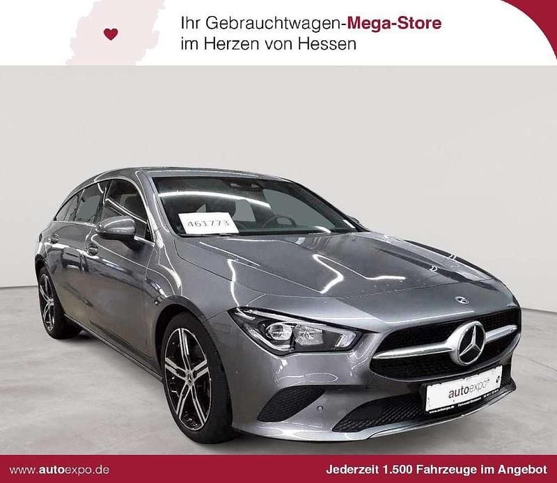 Mountaingrau metallic Gebraucht 2022 Mercedes CLA220 Progressive Limousine | 27.690 € (Superpreis) - Bild 1/4