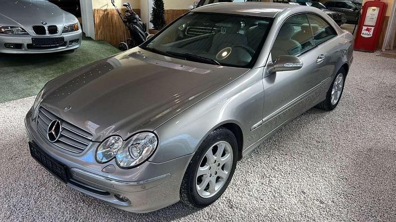 Silber Gebraucht 2003 Mercedes CLK200 Coupé | 6.999 € - Bild 1/4