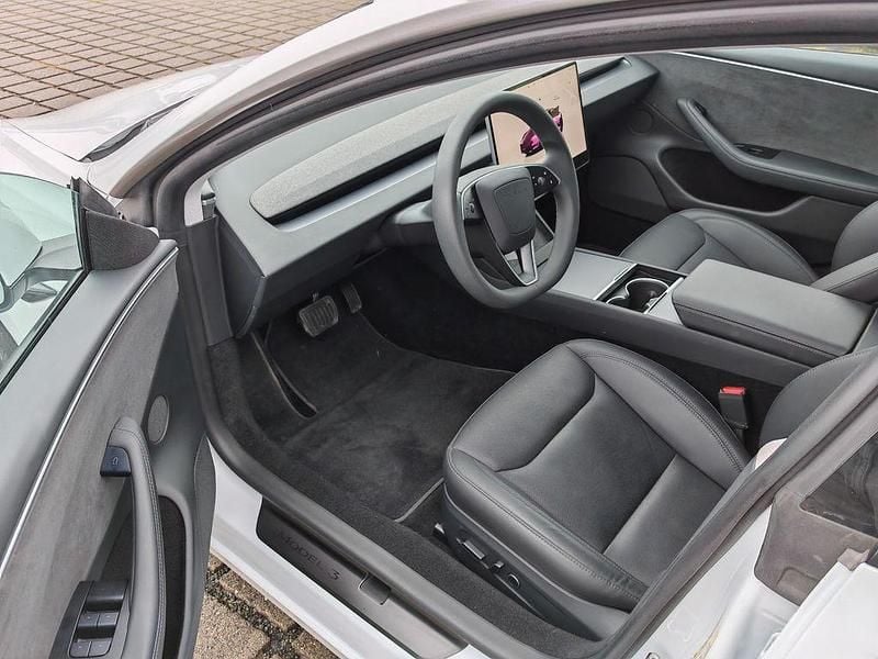 Gebraucht Tesla Model 3 Long Range AWD 366 kW (498 PS) 2024 Weiß Limousine