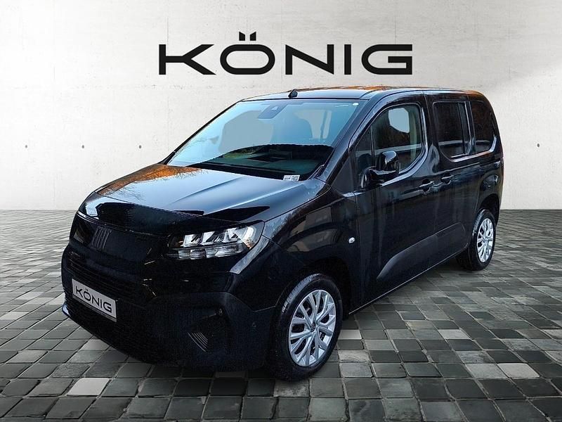 Neu Fiat Doblò 102 PS (75 kW) 2026 Schwarz Van / Kleinbus