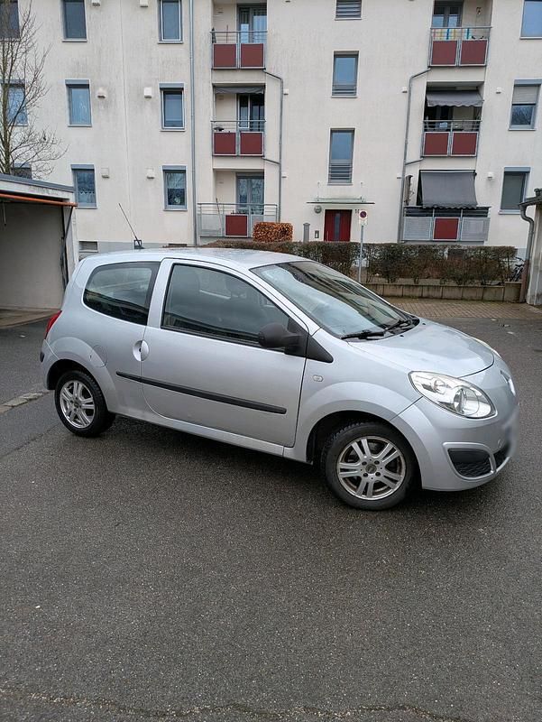 Gebraucht Renault Twingo 58 PS (42 kW) 2009 Silber Kleinwagen
