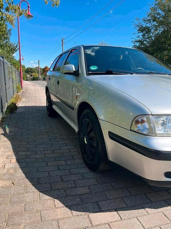 Second-hand Skoda Octavia 101 CP (74 kW) 2000 Argintiu Break