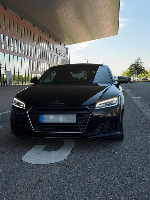 Second-hand Audi TT 230 CP (169 kW) 2015 Negru Coupe