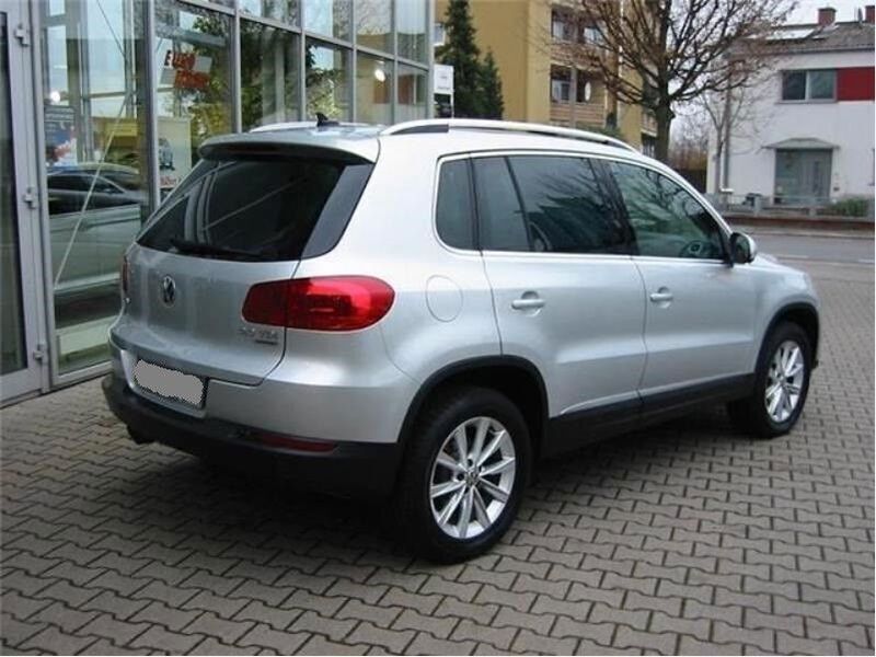 Gebraucht VW Tiguan Style 140 PS (102 kW) 2011 Silber SUV