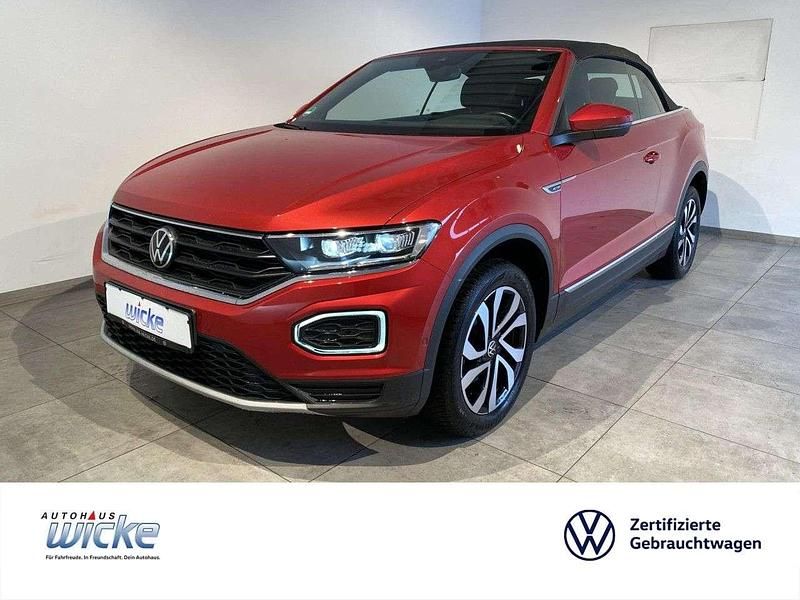 Rot Gebraucht 2021 VW T-Roc Cabriolet Active Cabrio | 29.480 € (Teuer) - Bild 1/4