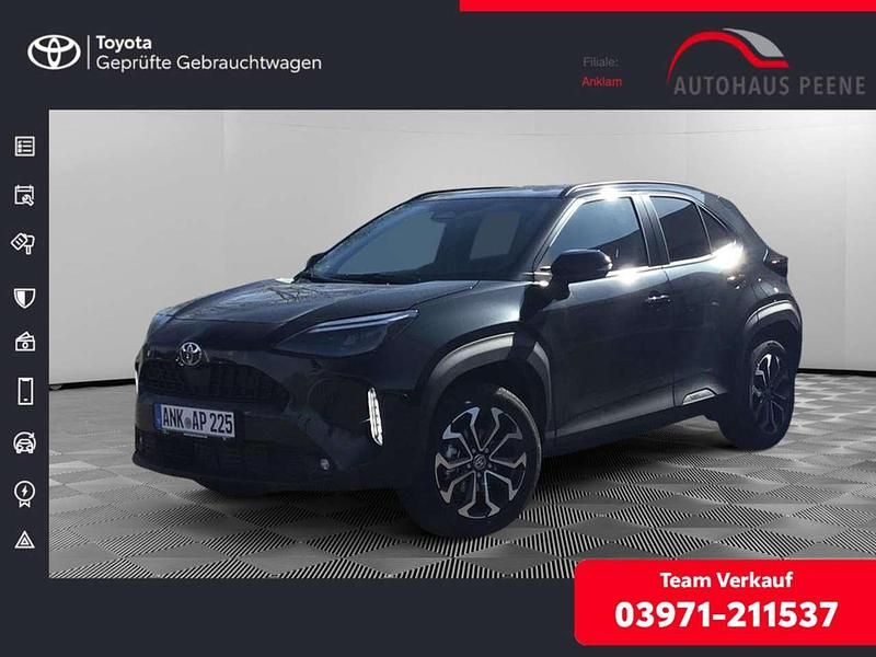 Mysticschwarz mica Gebraucht 2025 Toyota Yaris Cross SUV | 30.980 € (Etwas zu teuer) - Bild 1/4