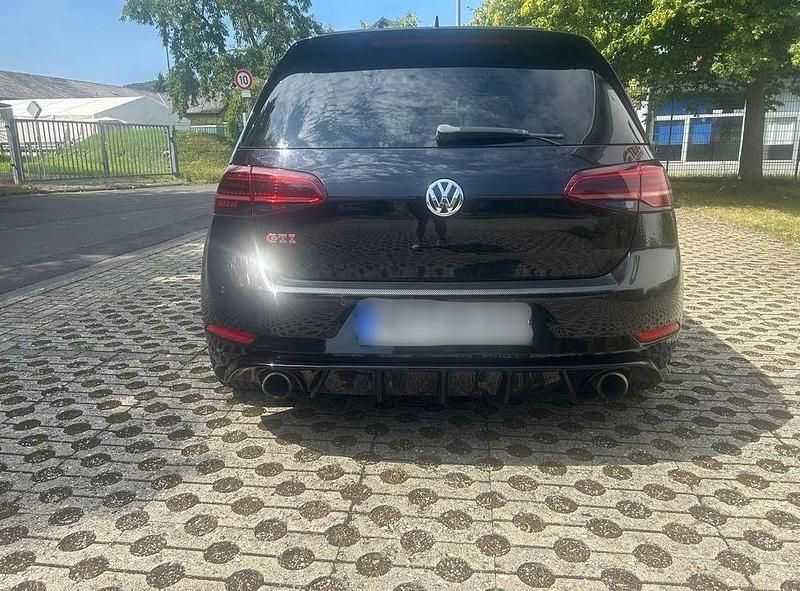 Gebraucht VW Golf VII GTI 245 PS (180 kW) 2017 Schwarz Limousine