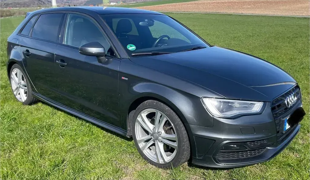 Używany Audi A3 S-Line 184 KM (135 kW) 2014 Szary Sedan/Limuzyna