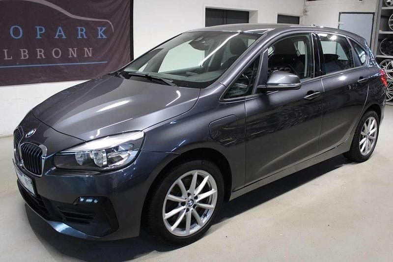 Gebraucht BMW 225 iPerformance 136 PS (100 kW) 2019 Mineralgrau metallic Van / Kleinbus