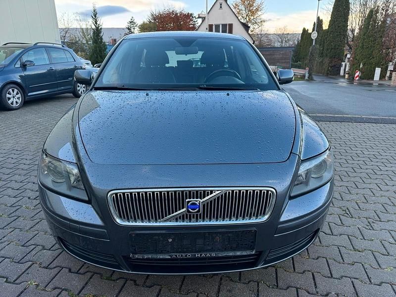 Gebraucht Volvo V50 Kinetic 140 PS (102 kW) 2004 Grau Kombi