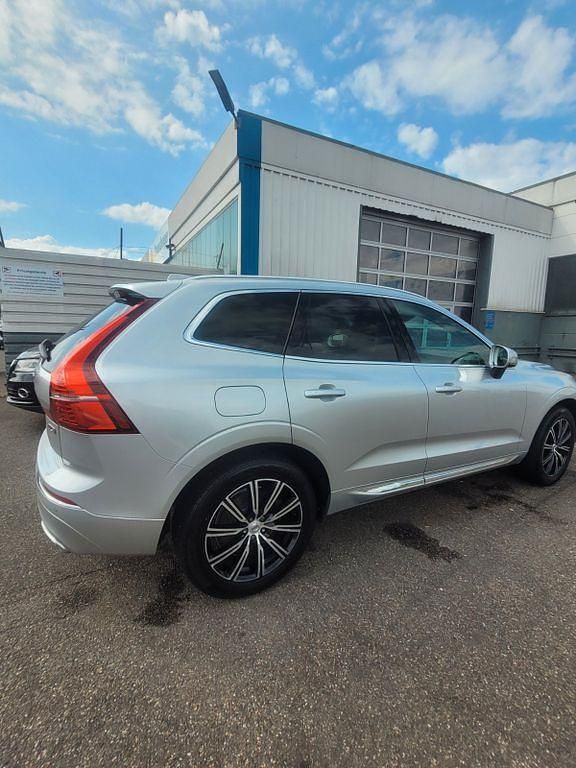 Silber Gebraucht 2018 Volvo XC60 Inscription SUV | 22.000 € (Etwas zu teuer) - Bild 1/4
