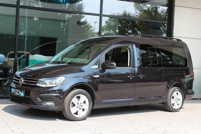 Schwarz Gebraucht 2016 VW Caddy Maxi Comfortline Van / Kleinbus | 17.900 € (Fairer Preis) - Bild 1/4