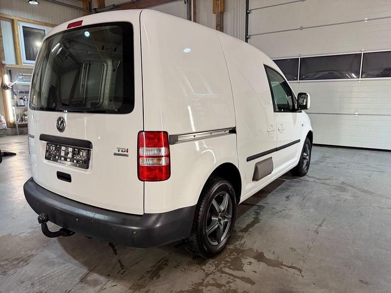 Gebraucht VW Caddy Trendline 102 PS (75 kW) 2015 Weiß Van / Kleinbus