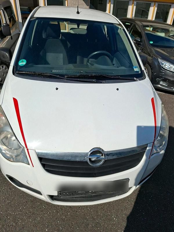 Weiß Gebraucht 2011 Opel Agila Kleinwagen | 1.699 € (Fairer Preis) - Bild 1/4