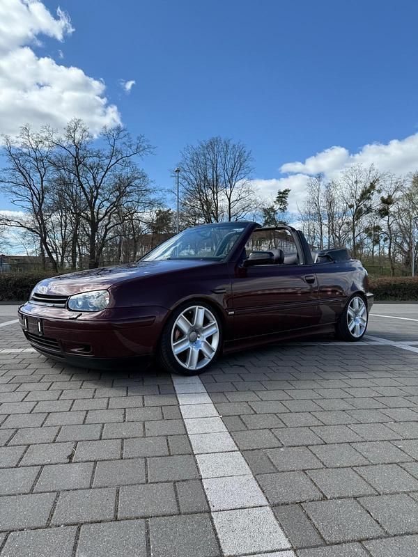 Rot Gebraucht 1994 VW Golf Cabriolet Cabrio | 9.850 € - Bild 1/4