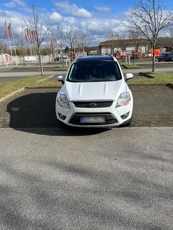 Gebraucht Ford Kuga 200 PS (147 kW) 2010 Weiß SUV