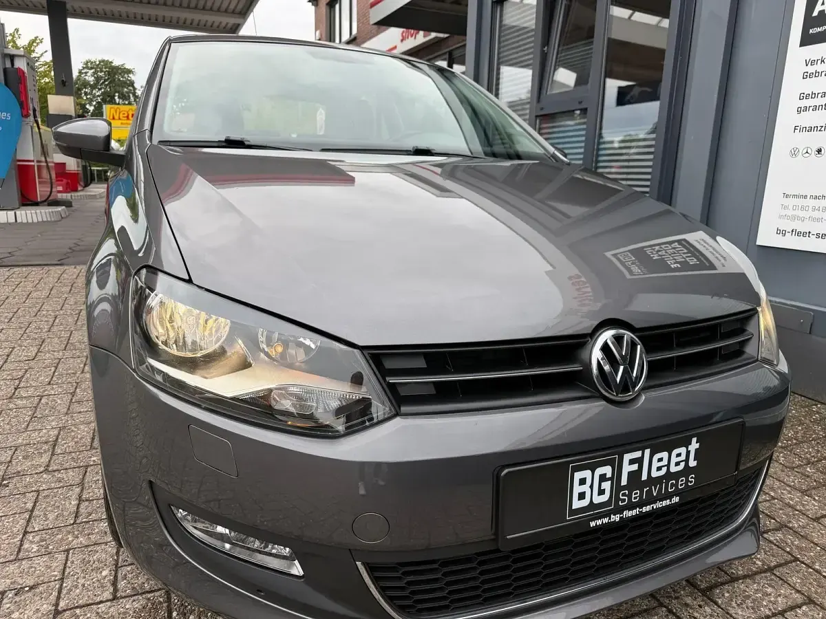 Gebraucht VW Polo Highline 86 PS (63 kW) 2010 Grau Kleinwagen