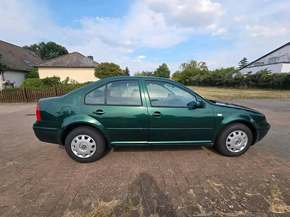Gebraucht VW Bora 105 PS (77 kW) 1999 Grün Limousine