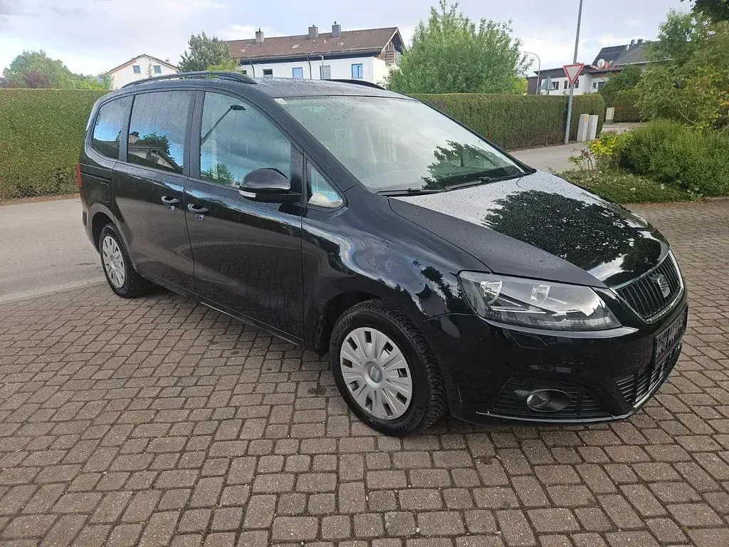 Używany Seat Alhambra Style 140 KM (102 kW) 2013 Czarny Minivan