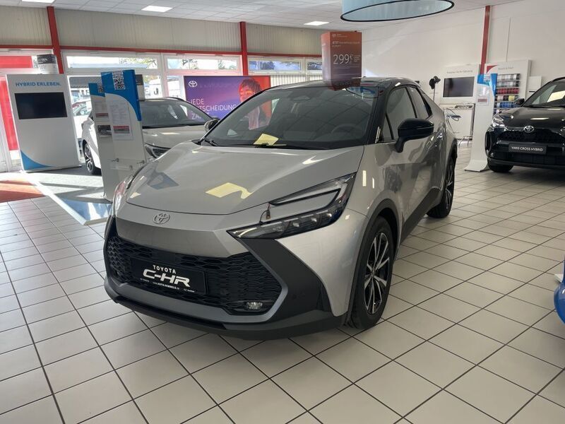 Silber Neu 2024 Toyota C-HR Team SUV | 38.990 € (Teuer) - Bild 1/1