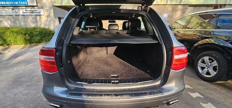 Second-hand Porsche Cayenne 213 CP (156 kW) 2009 Gri SUV